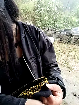 Tiyir597 online show from October 2025 02:31:01 AM