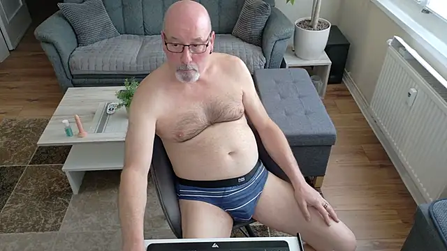 thoralf58 online show from July 2026 07:06:01 AM
