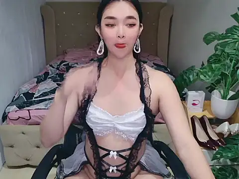 Snapshot of Ts-yoshi chatting on July 2026 06:33:02 AM Ts-yoshi online show from July 2026 06:33:02 AM
