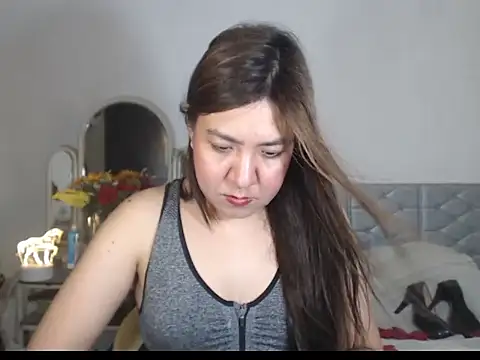 stellahugeX online show from November 2025 09:13:02 AM