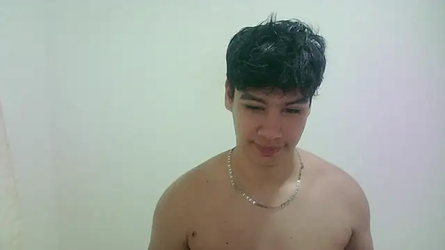 Snapshot of zeus_181 chatting on June 2026 05:46:02 AM zeus 181 online show from June 2026 05:46:02 AM