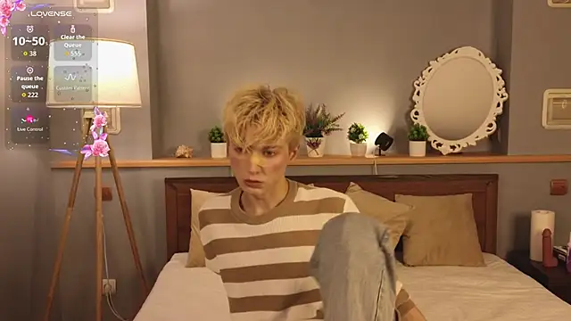 Snapshot of fiachand chatting on September 2025 10:43:01 PM fiachand online show from September 2025 10:43:01 PM