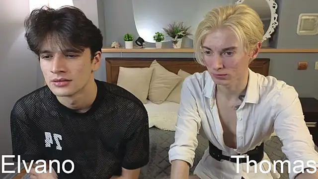 Snapshot of fiachand chatting on October 2025 09:24:02 PM fiachand online show from October 2025 09:24:02 PM