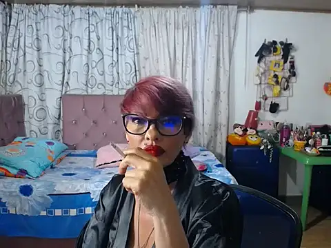 Snapshot of isabella-lips007 chatting on May 2026 12:05:01 AM isabella-lips007 online show from May 2026 12:05:01 AM