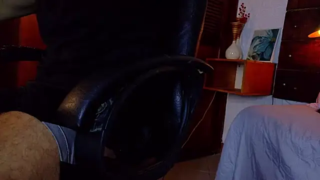 ALANNFERRER online show from September 2025 10:28:02 AM