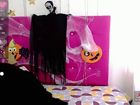 Snapshot of sara_arias00 chatting on October 2025 01:24:02 PM sara arias00 online show from October 2025 01:24:02 PM