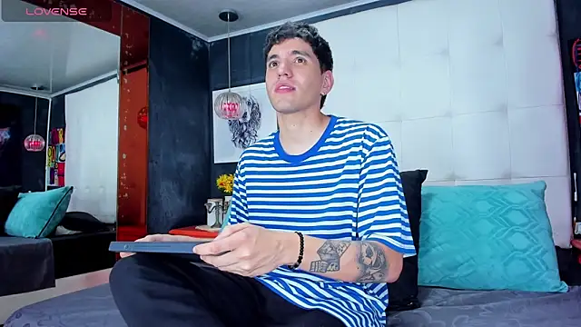 Snapshot of Matteo12_ chatting on October 2025 03:18:01 AM Matteo12 online show from October 2025 03:18:01 AM