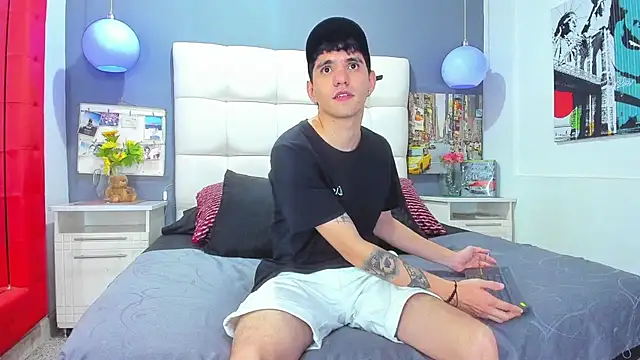 Snapshot of Matteo12_ chatting on October 2025 04:51:02 AM Matteo12 online show from October 2025 04:51:02 AM