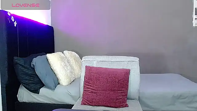 Matteo12  online show from April 2026 01:36:01 AM