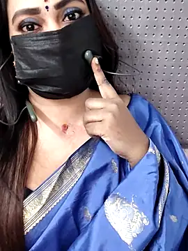 Cutie nila26 online show from November 2025 05:35:02 AM