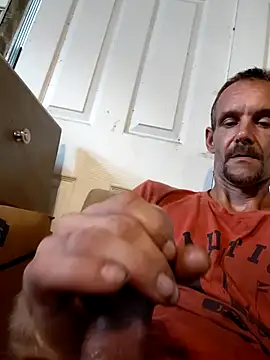 Hungwell1515 online show from September 2025 12:05:02 PM