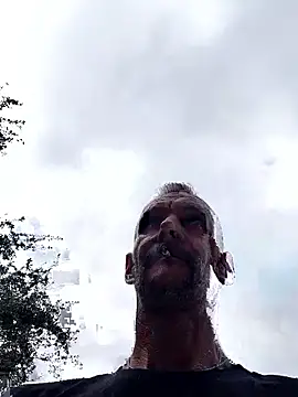 Hungwell1515 online show from October 2025 05:33:02 PM