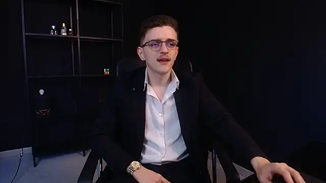 FelixStarkk online show from May 2026 05:35:01 AM