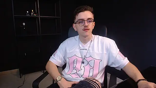 FelixStarkk online show from June 2026 06:52:02 AM