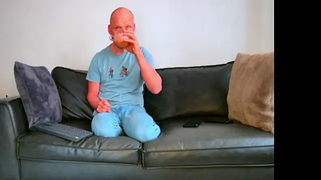 BRIANSILK77 online show from October 2025 08:21:01 AM