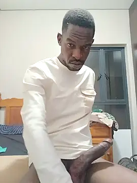 Snapshot of Fizozoo chatting on December 2025 08:24:02 PM Fizozoo online show from December 2025 08:24:02 PM