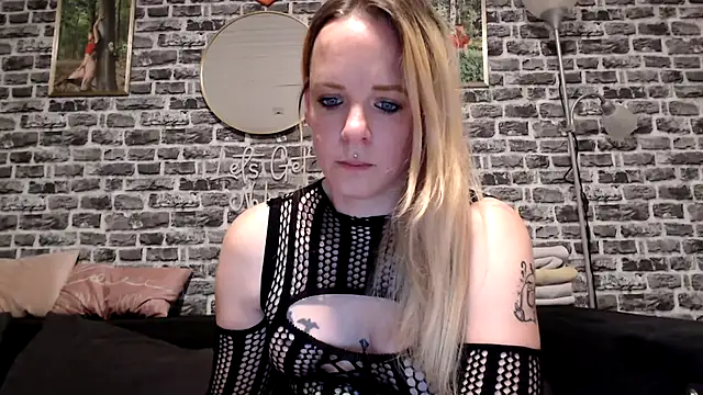 SexyMilf 37 online show from May 2026 08:39:01 PM
