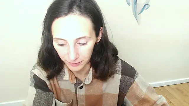 Snapshot of AlissaJersi chatting on October 2025 08:34:02 AM AlissaJersi online show from October 2025 08:34:02 AM