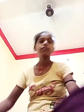 Snapshot of Saniye-143 chatting on September 2025 02:19:01 PM Saniye-143 online show from September 2025 02:19:01 PM