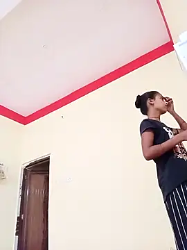 Snapshot of Saniye-143 chatting on October 2025 05:50:02 AM Saniye-143 online show from October 2025 05:50:02 AM