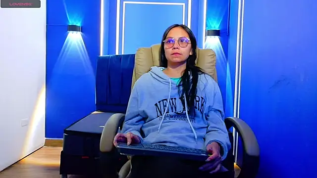katalina07 1 online show from June 2026 04:09:01 PM
