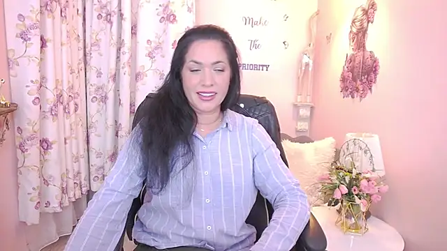 MyLovOne online show from April 2026 01:56:02 PM