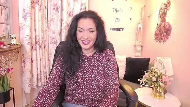 MyLovOne online show from May 2026 12:32:01 PM