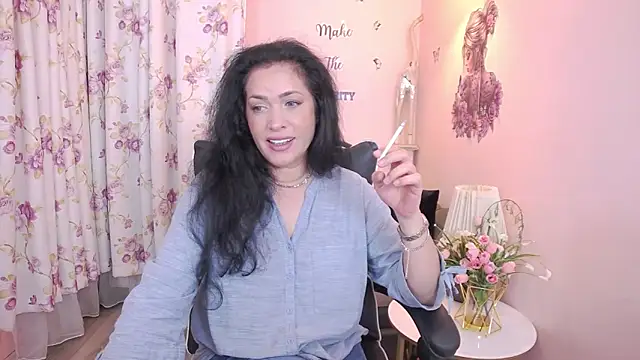 MyLovOne online show from May 2026 11:38:01 AM