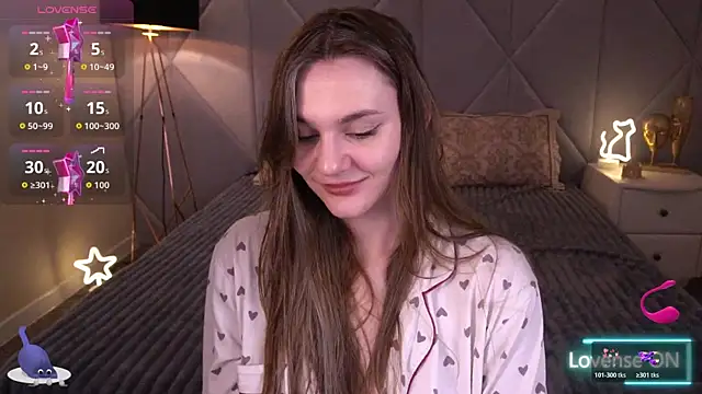 Snapshot of DiamondGoldie chatting on November 2025 07:32:01 AM DiamondGoldie online show from November 2025 07:32:01 AM