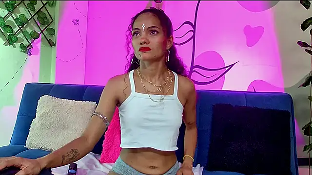 Karen Ariass online show from July 2026 02:25:01 AM