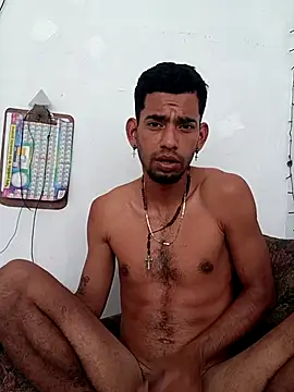 Negritohot2828 online show from January 2026 01:37:02 PM