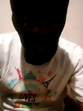 Golonzo1996 online show from November 2025 09:24:02 PM