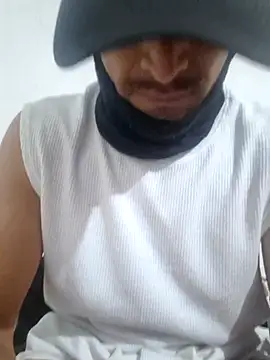 Golonzo1996 online show from June 2026 09:26:01 PM