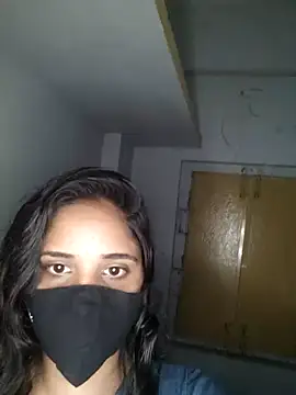 00USER online show from September 2025 09:59:02 PM