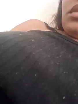 Snapshot of jujuhpimenta chatting on September 2025 03:35:02 PM jujuhpimenta online show from September 2025 03:35:02 PM