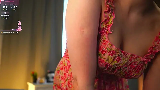 Snapshot of LorettaGladman chatting on April 2026 04:46:01 AM LorettaGladman online show from April 2026 04:46:01 AM