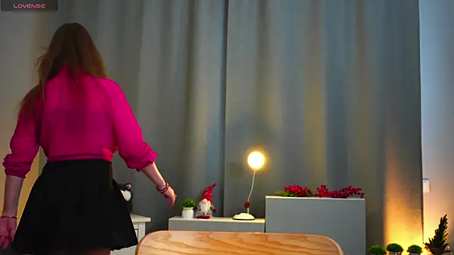 Snapshot of LorettaGladman chatting on April 2026 04:06:02 AM LorettaGladman online show from April 2026 04:06:02 AM