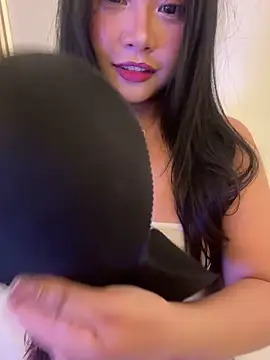 Snapshot of jinawaves chatting on November 2025 09:19:02 AM jinawaves online show from November 2025 09:19:02 AM