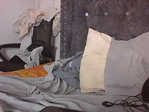 Linah97 online show from November 2025 04:42:01 PM