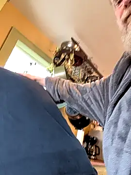 sizableunicorn7 online show from November 2025 03:16:01 PM