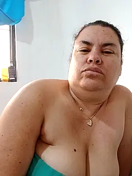 Snapshot of yaneth_ chatting on November 2025 12:40:02 PM yaneth online show from November 2025 12:40:02 PM