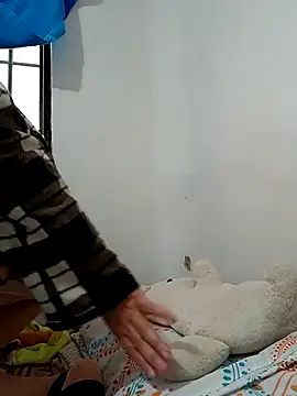 Snapshot of yaneth_ chatting on November 2025 11:38:02 AM yaneth online show from November 2025 11:38:02 AM