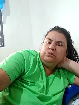 Snapshot of yaneth_ chatting on November 2025 11:44:01 AM yaneth online show from November 2025 11:44:01 AM