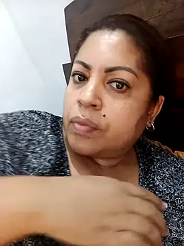 Snapshot of Karla_hilton1 chatting on September 2025 11:43:01 PM Karla hilton1 online show from September 2025 11:43:01 PM