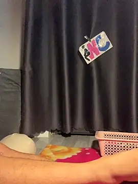 yang-2269 online show from October 2025 09:11:01 PM