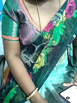 Snapshot of lolida69thamil chatting on October 2025 06:11:02 AM lolida69thamil online show from October 2025 06:11:02 AM