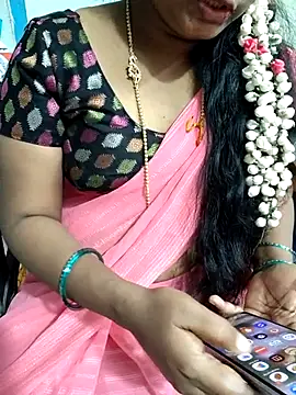 Snapshot of lolida69thamil chatting on November 2025 05:28:02 AM lolida69thamil online show from November 2025 05:28:02 AM