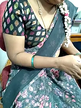 Snapshot of lolida69thamil chatting on November 2025 01:00:02 PM lolida69thamil online show from November 2025 01:00:02 PM