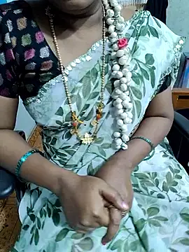 Snapshot of lolida69thamil chatting on December 2025 06:52:01 AM lolida69thamil online show from December 2025 06:52:01 AM