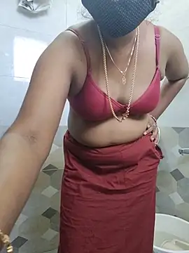 Snapshot of lolida69thamil chatting on June 2026 05:01:02 AM lolida69thamil online show from June 2026 05:01:02 AM